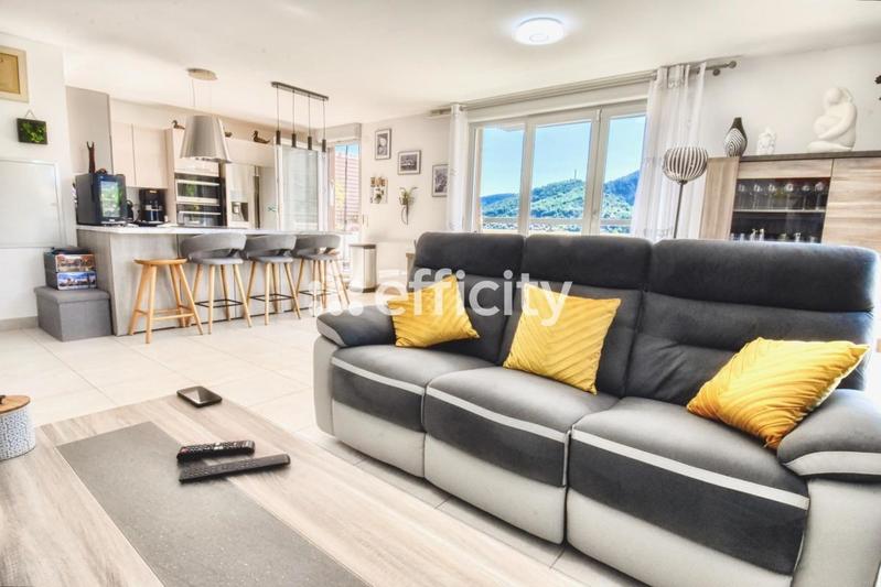 Appartement - 84 m² - 4 pièces