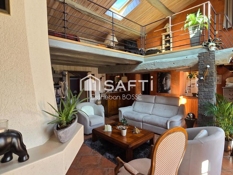 Maison - 137 m² - 5 pièces