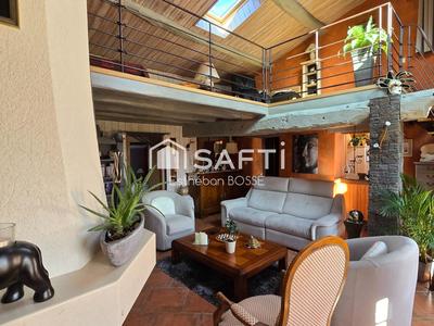 Maison - 137 m² - 5 pièces