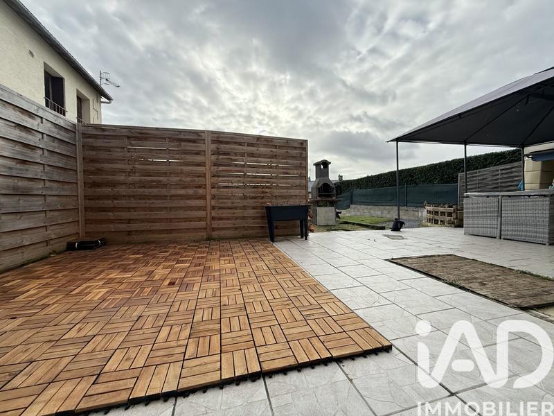 Maison - 94 m² - 5 pièces