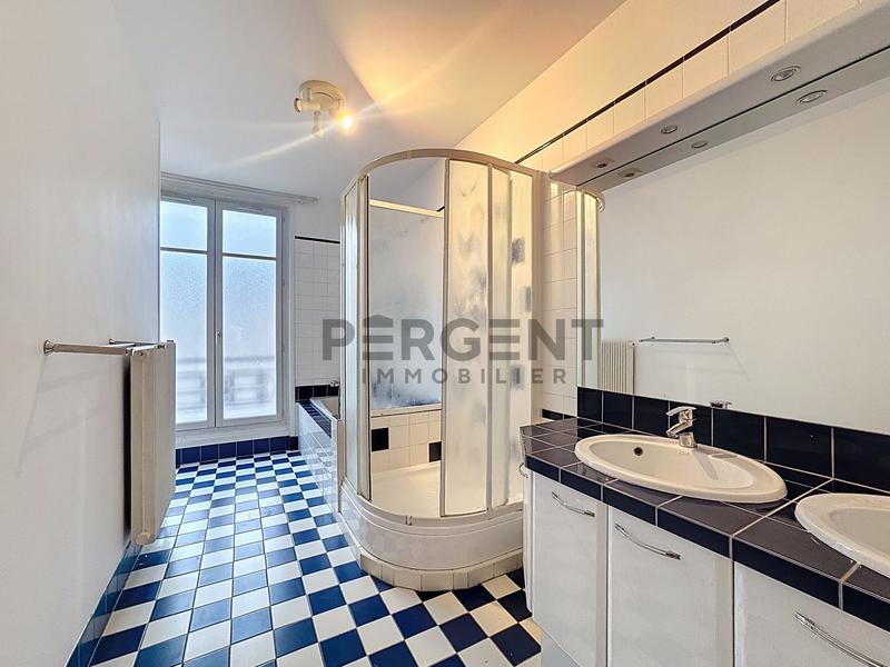 Appartement - 138 m² - 5 pièces