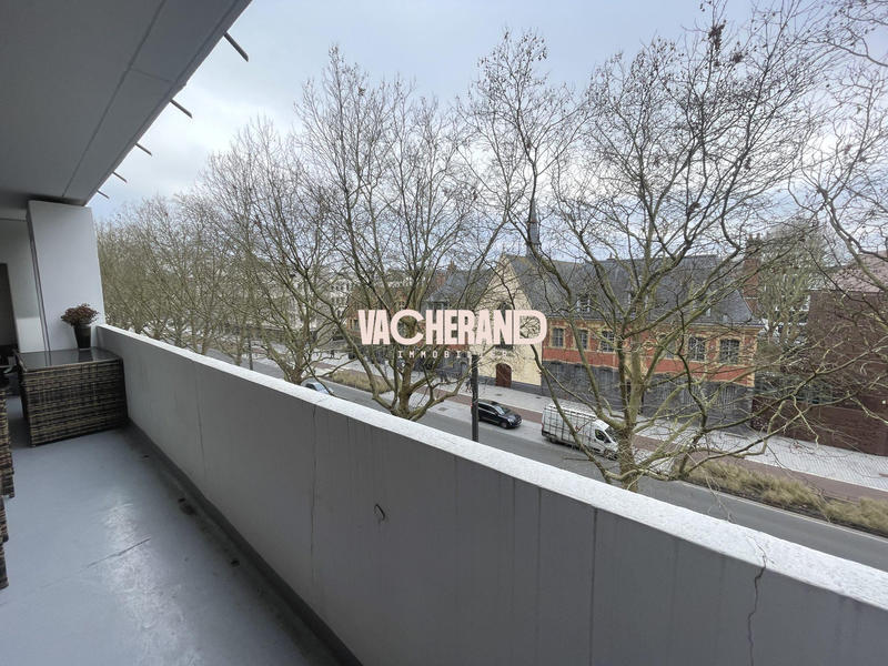 Appartement - 95 m² - 5 pièces