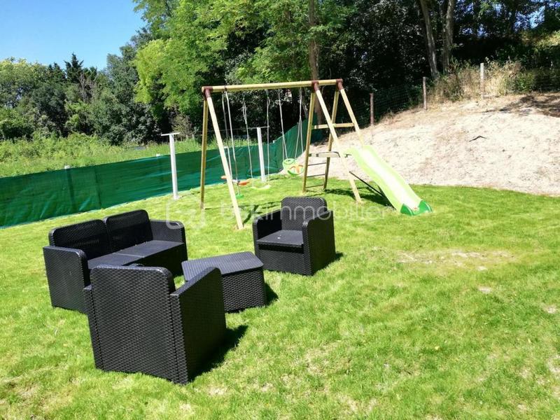 Maison - 283 m² - 8 pièces