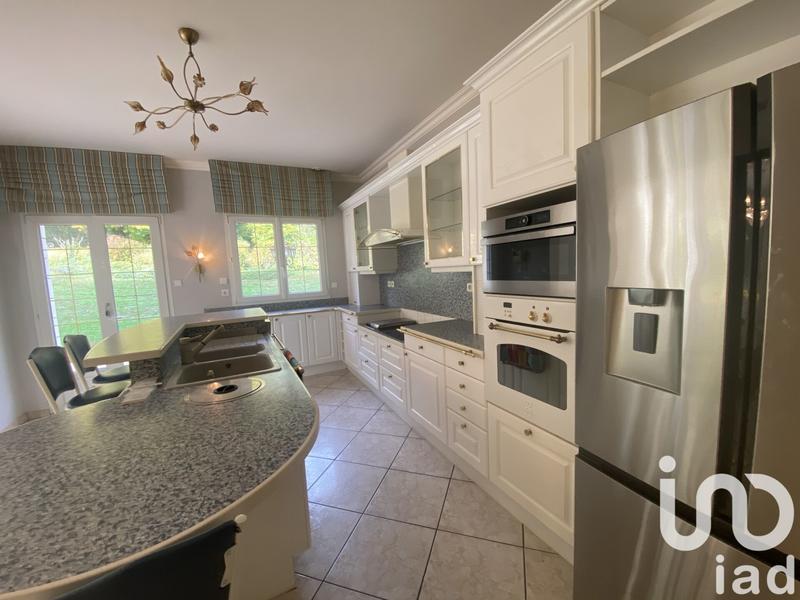 Maison de maîtres - 280 m² - 12 pièces