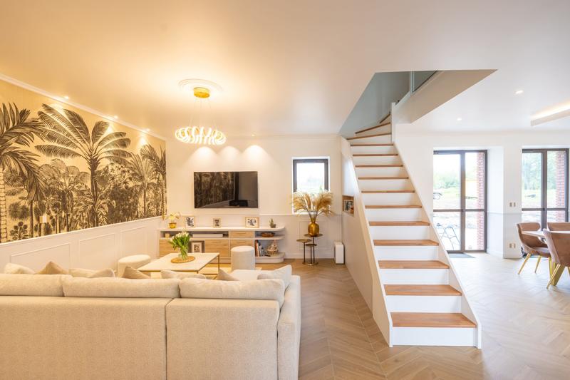 Maison ancienne - 300 m² - 5 pièces