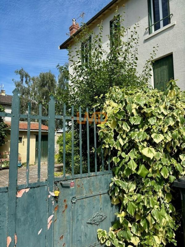 Maison de ville - 110 m² - 5 pièces