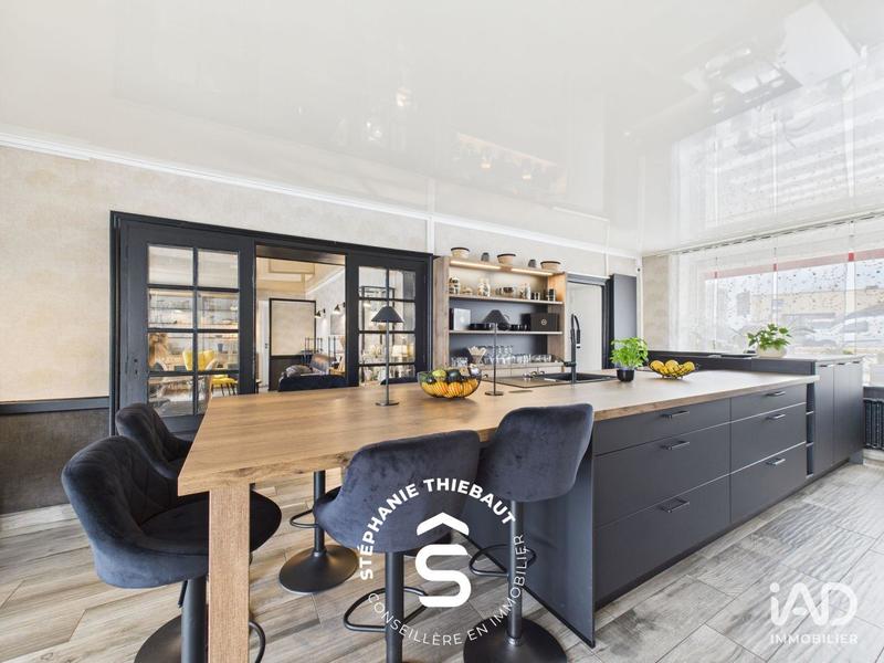 Local commercial - 407 m²