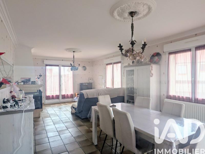 Maison - 158 m² - 8 pièces