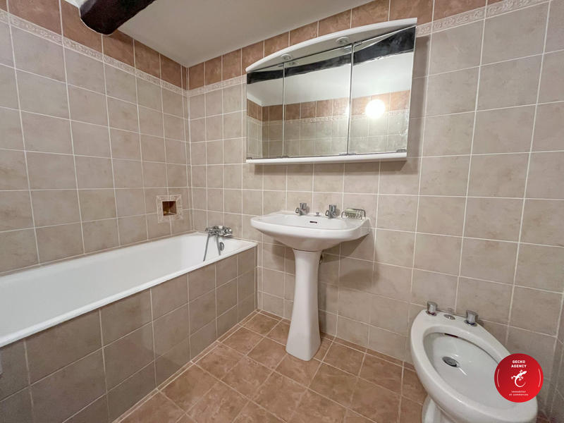 Maison ancienne - 125 m² - 8 pièces