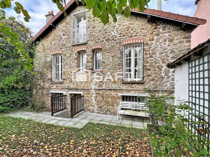Maison - 161 m² - 6 pièces