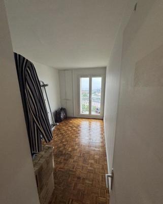 Appartement - 77 m² - 3 pièces