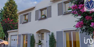 Maison - 104 m² - 5 pièces