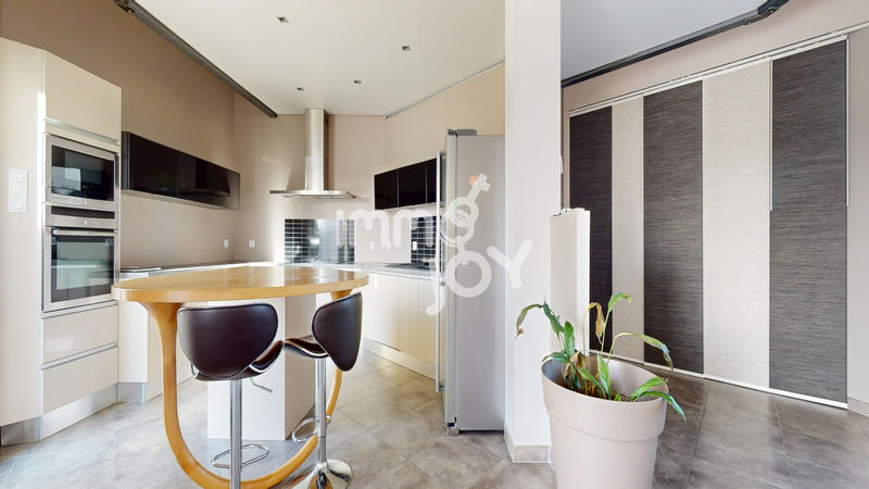 Maison - 134 m² - 4 pièces