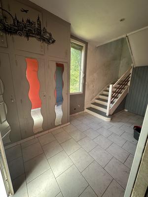 Maison - 94 m² - 5 pièces