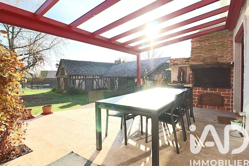 Maison - 172 m² - 10 pièces