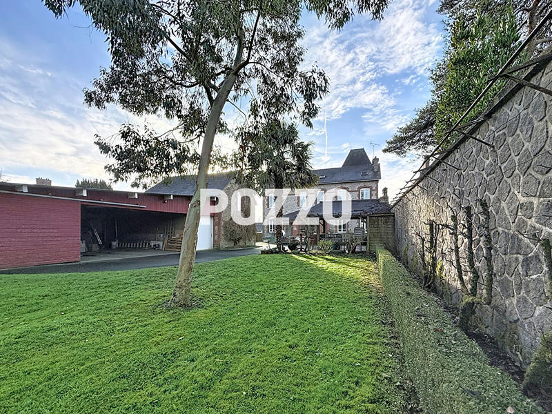 Maison bourgeoise - 337 m² - 12 pièces