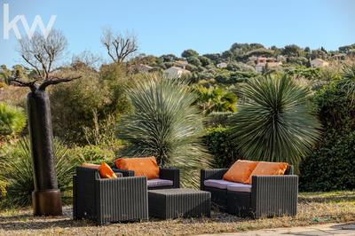 Villa - 200 m² - 6 pièces