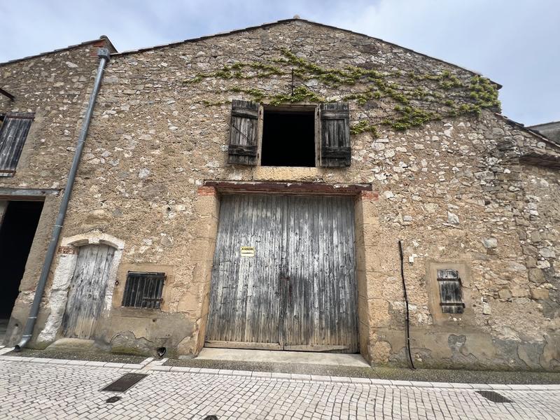 Remise - 132 m² - 1 pièce