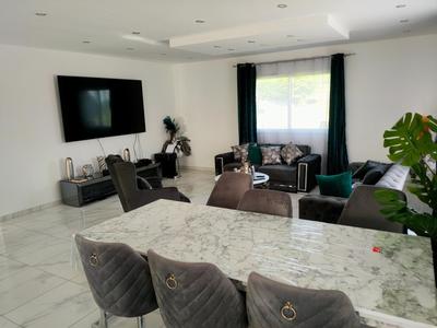 Maison - 160 m² - 7 pièces