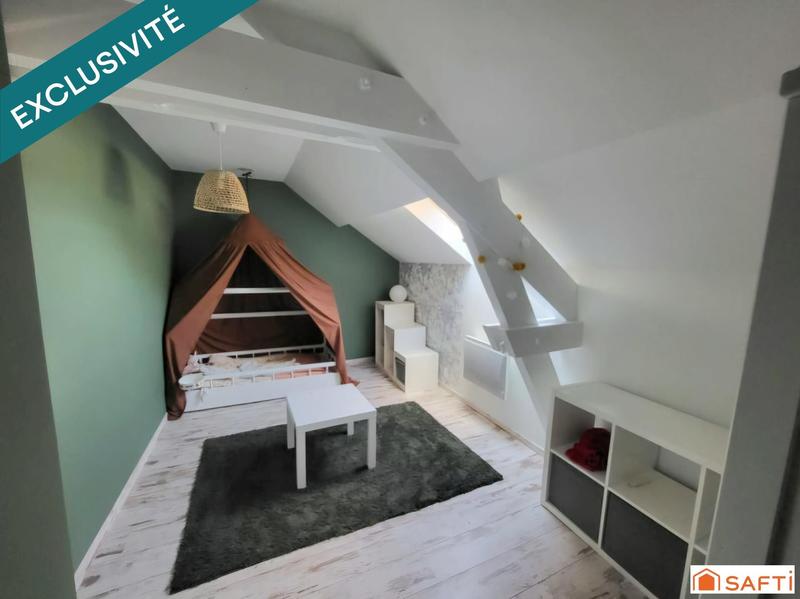 Maison - 280 m² - 12 pièces