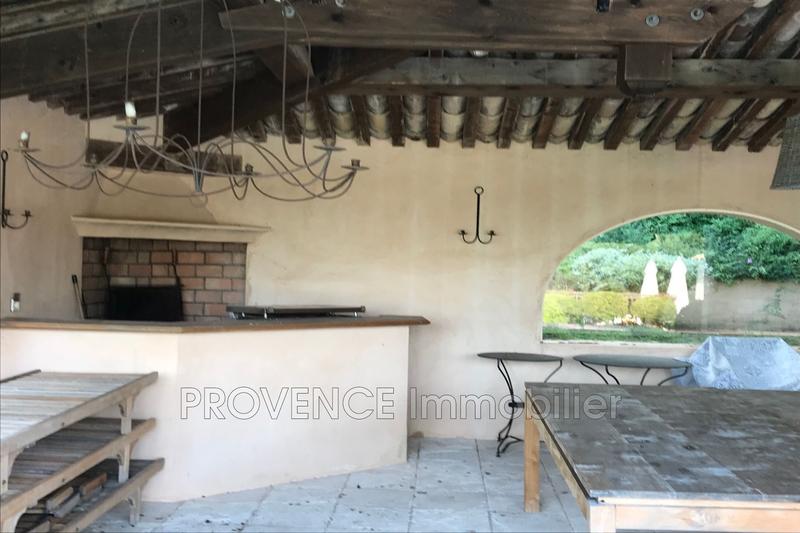 Villa - 300 m² - 8 pièces