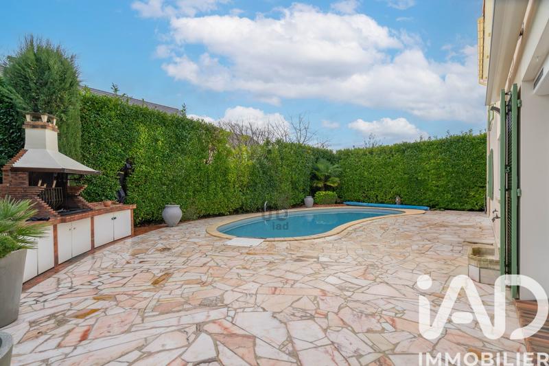 Maison - 160 m² - 7 pièces