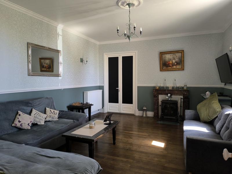 Maison - 264 m² - 8 pièces