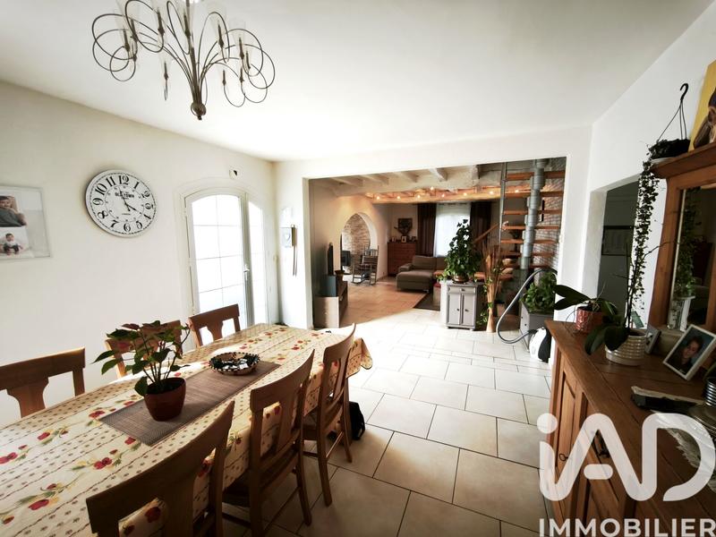 Maison - 158 m² - 5 pièces