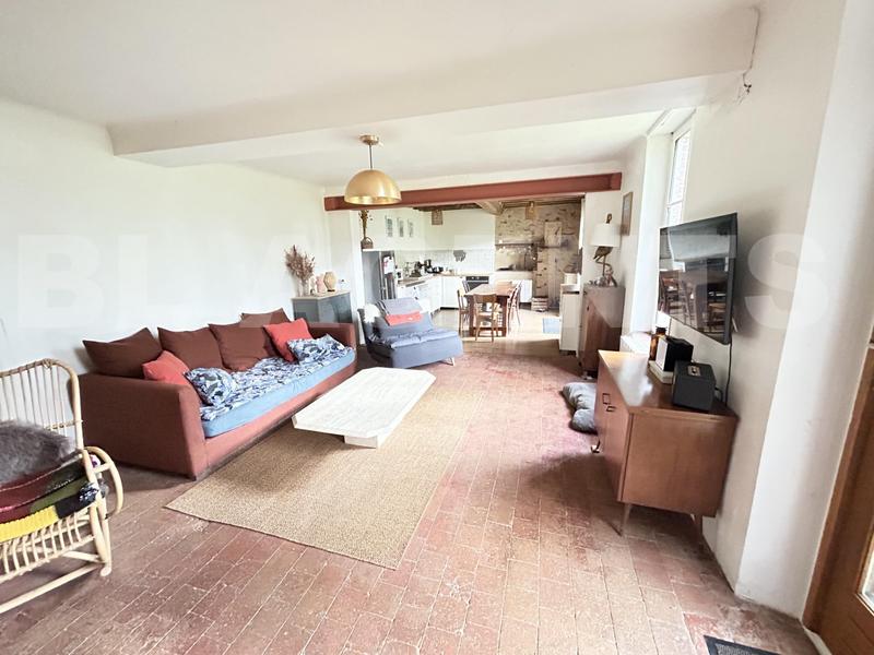 Maison - 102 m² - 4 pièces