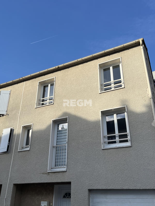 Maison - 108 m² - 5 pièces