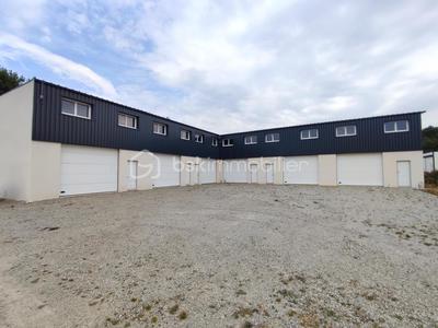 Bureau - 150 m² - 1 pièce