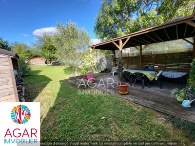 Maison - 90 m² - 4 pièces