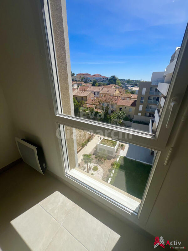 Appartement - 79 m² - 4 pièces