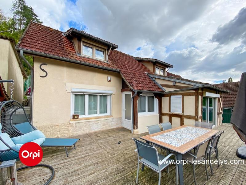 Maison - 98 m² - 5 pièces