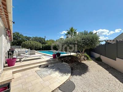 Maison - 120 m² - 4 pièces