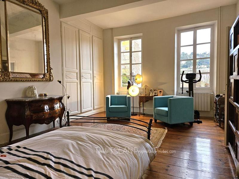 Demeure - 380 m² - 10 pièces