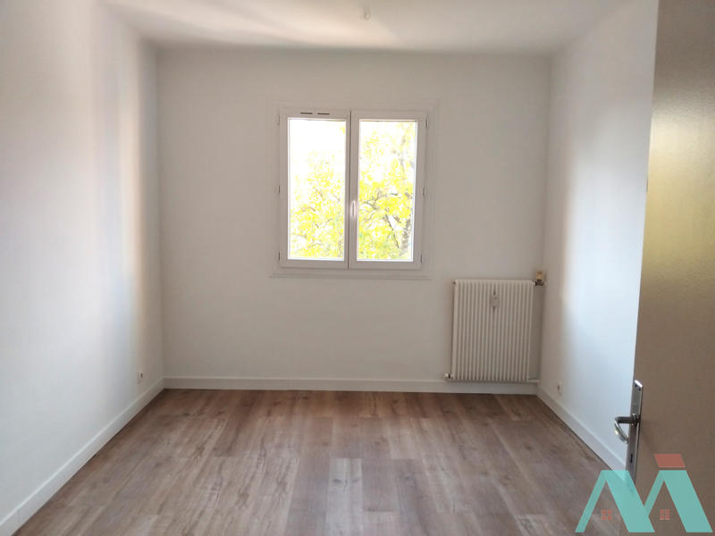 Appartement - 75 m² - 3 pièces