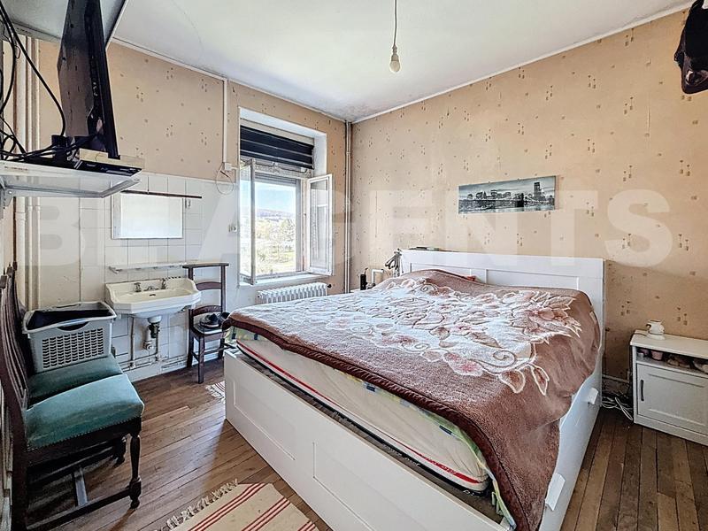 Maison - 135 m² - 8 pièces