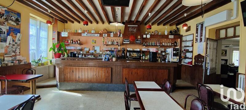 Local commercial - 458 m²