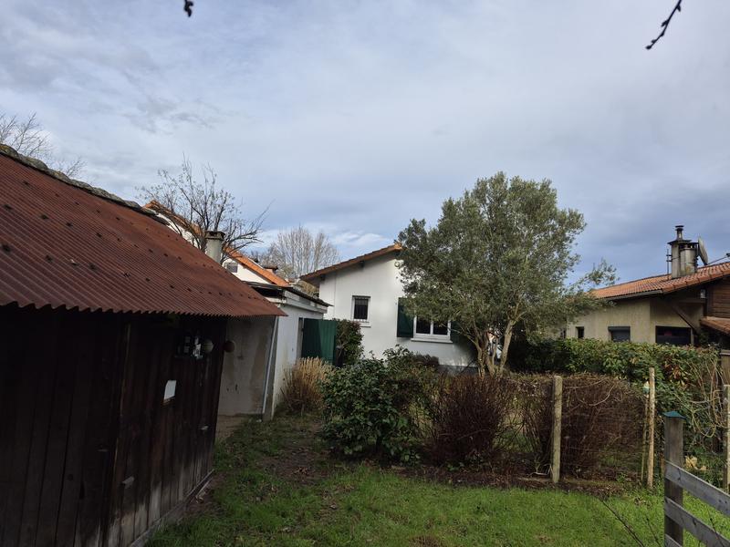 Maison traditionnelle - 87 m² - 4 pièces