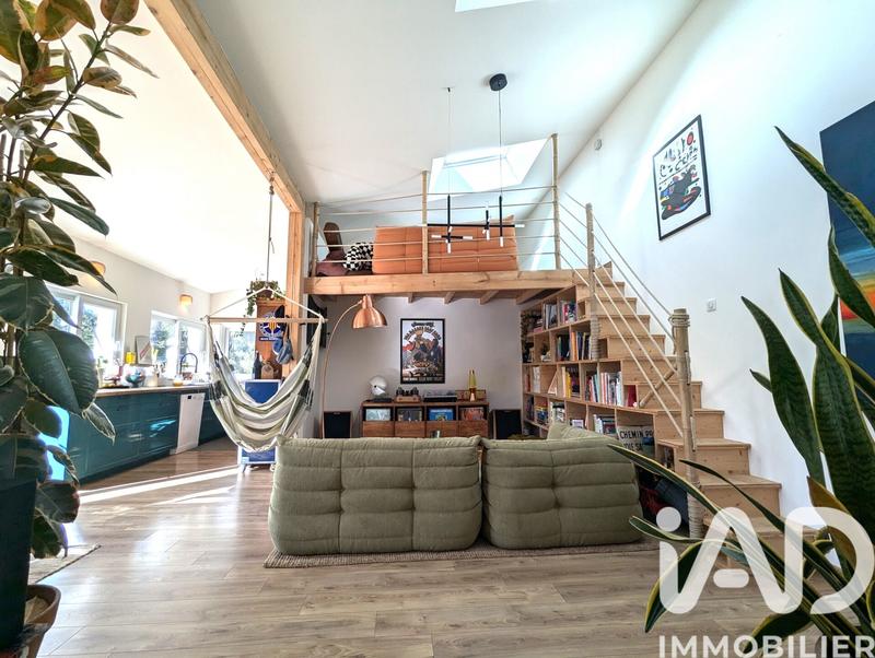 Maison - 100 m² - 4 pièces