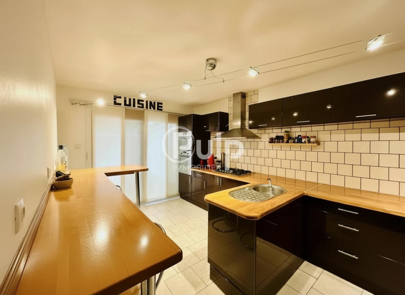 Maison - 112 m² - 5 pièces