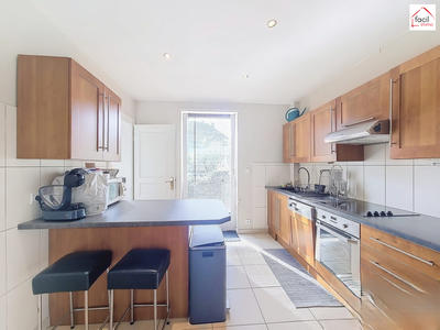 Appartement - 101 m² - 4 pièces