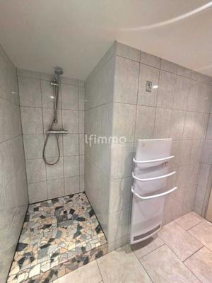 Appartement - 65 m² - 2 pièces