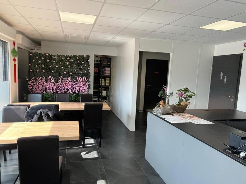 Fonds de commerce - 200 m²