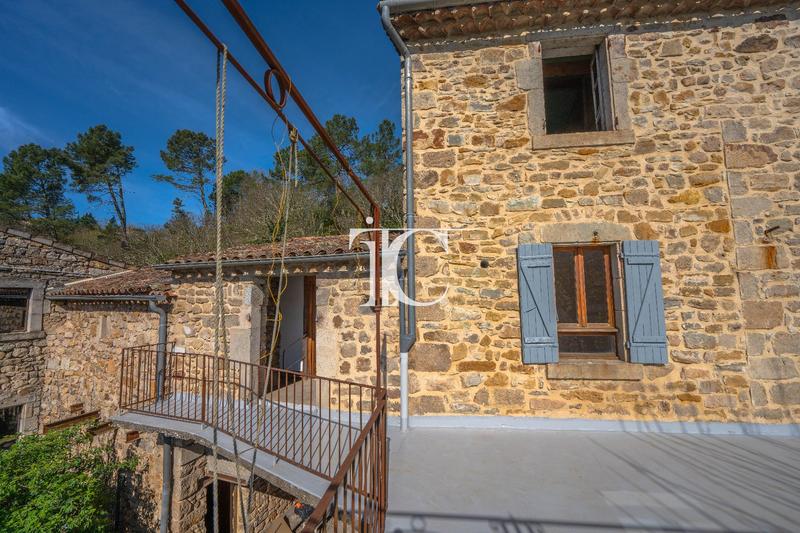 Appartement - 139 m² - 4 pièces