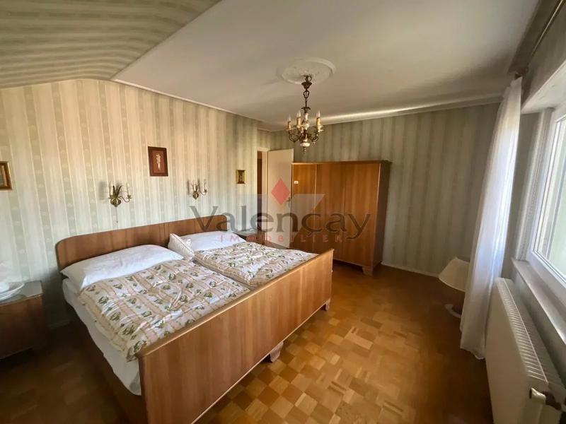 Maison - 146 m² - 7 pièces