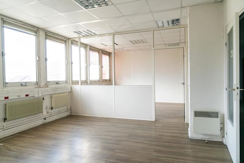 Bureau - 1 552 m²