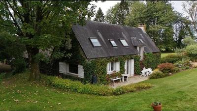 Demeure - 200 m² - 8 pièces