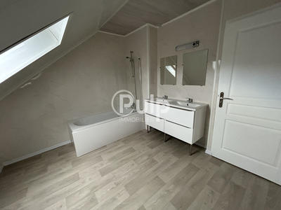 Maison - 98 m² - 4 pièces